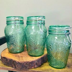 Vintage libbey clamp lid canisters. Turquoise teal glas